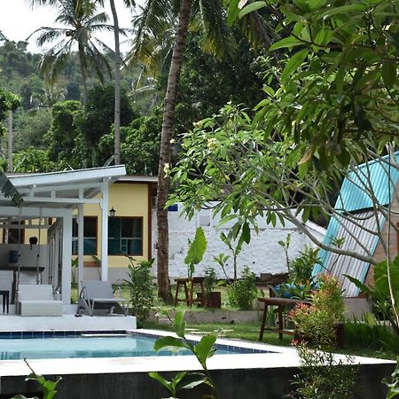 Hotel La Vie En Rose Senggigi Exteriér fotografie
