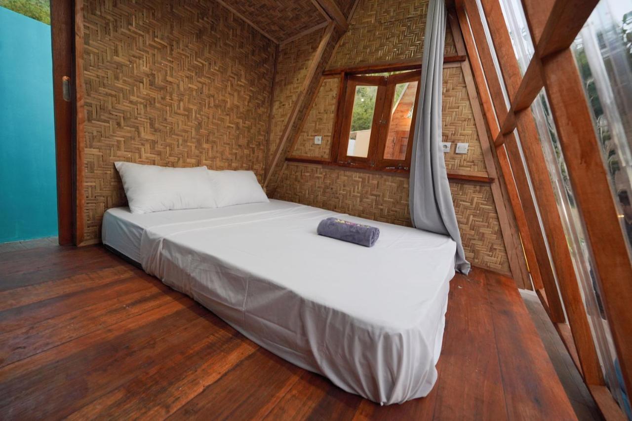 Hotel La Vie En Rose Senggigi Exteriér fotografie