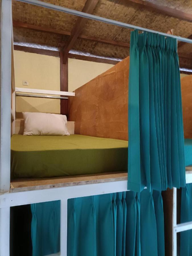Hotel La Vie En Rose Senggigi Pokoj fotografie